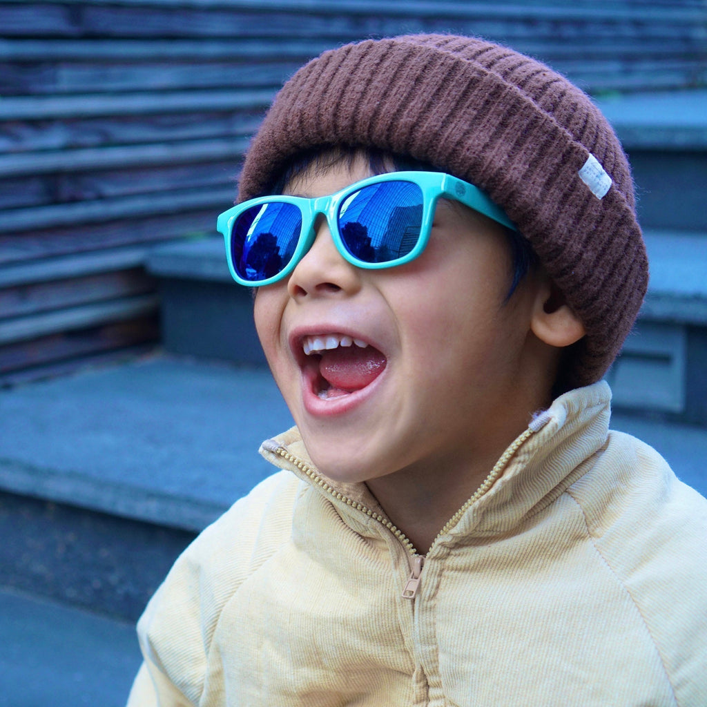 Top Baby Travel Essentials for Winter Holidays ❄️✈️